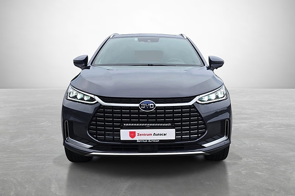 BYD Tang 7 of 24