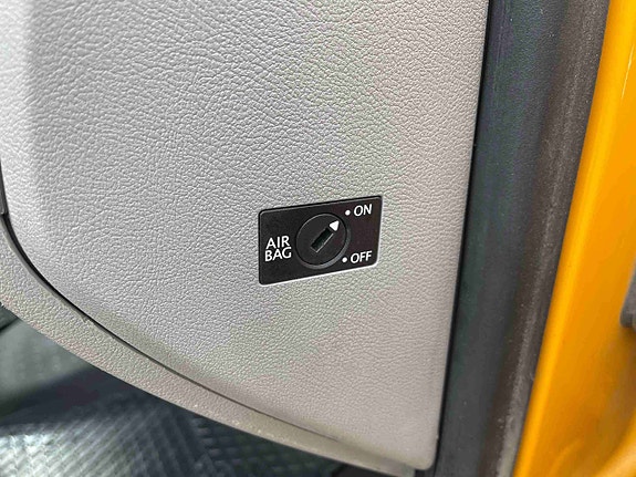 Volkswagen Transporter 13 of 19