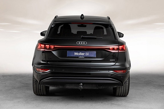 Audi Q6 e-tron 7 of 30