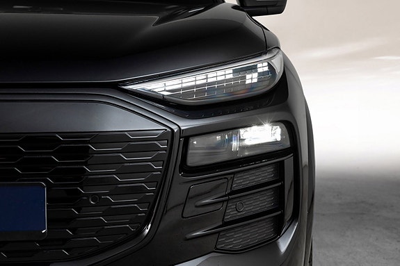 Audi Q6 e-tron 5 of 30