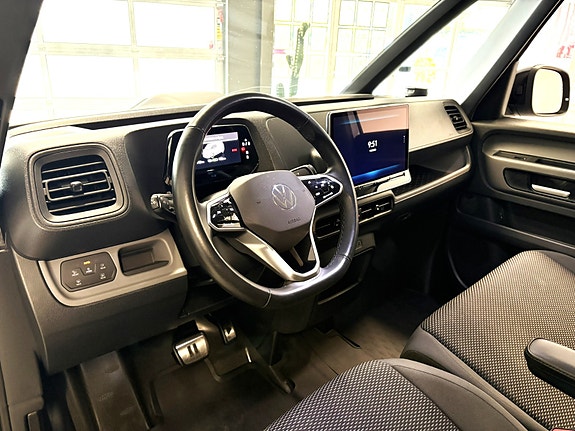 Volkswagen ID. Buzz 23 of 26