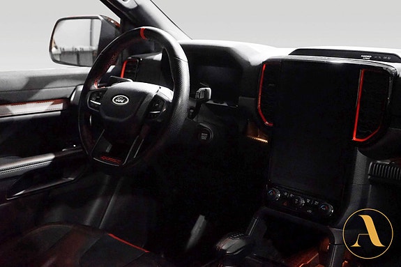Ford Ranger Raptor 12 of 30