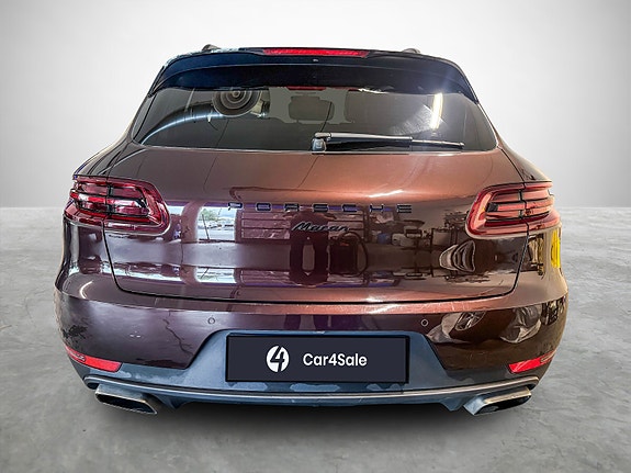 Porsche Macan 4 of 30