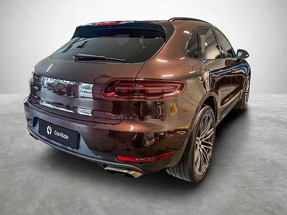Porsche Macan 5 of 30