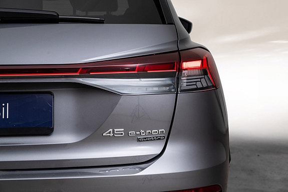 Audi Q4 e-tron 8 of 30