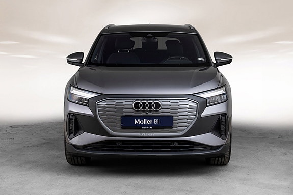 Audi Q4 e-tron 4 of 30