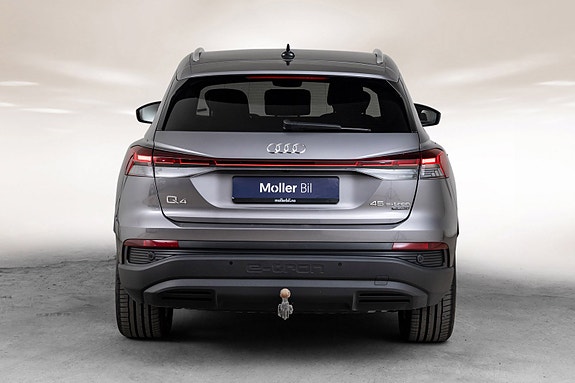 Audi Q4 e-tron 7 of 30