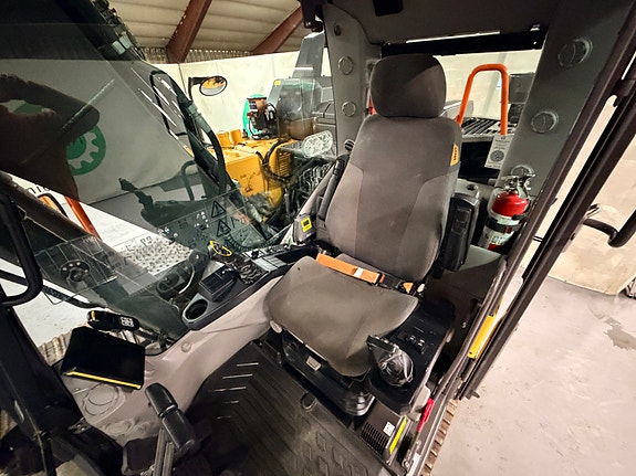 Volvo EC140EL 20 of 30