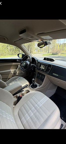 Volkswagen Beetle 11 of 28