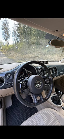 Volkswagen Beetle 9 of 28