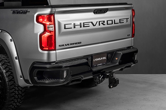 Chevrolet Silverado 1500 7 of 30