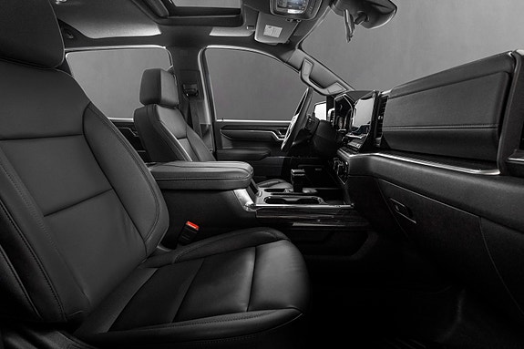 Chevrolet Silverado 1500 13 of 30