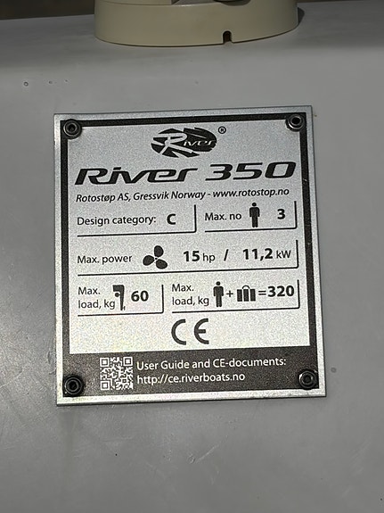 River 350 XR m/ henger 8 of 13