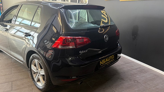 Volkswagen Golf VII 6 of 30