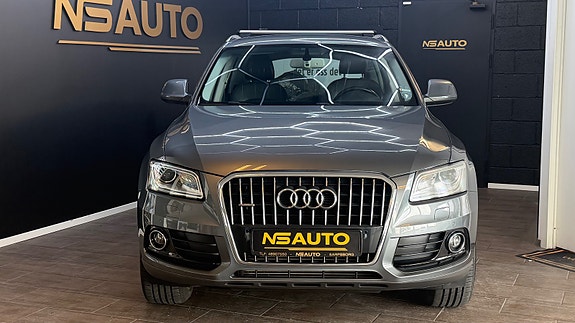 Audi Q5 2 of 30