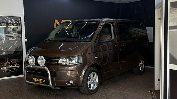 Volkswagen Caravelle 2 of 30