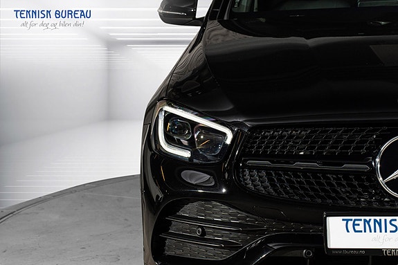 Mercedes-Benz GLC300 e 3 of 30