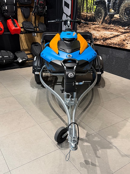 Seadoo Spark Trixx 1UP/2UP m/henger ++ 2 of 5