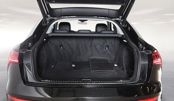 Audi e-tron Sportback 10 of 11