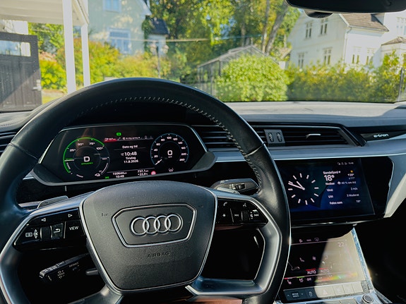 Audi e-tron Sportback 4 of 11