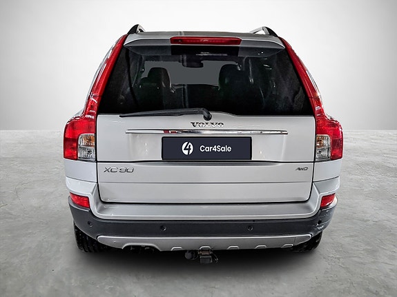 Volvo XC90 4 of 26