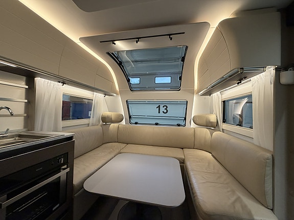 Adria Alpina 763 UK 10 of 30