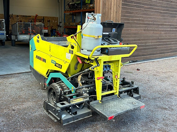 AMMANN AFW 150-2 asfaltutlegger - Kun 64 timer  - Leveringsklar