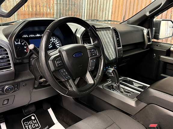 Ford F-150 25 of 30