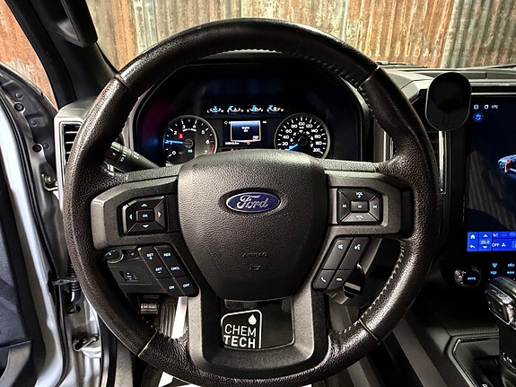 Ford F-150 28 of 30
