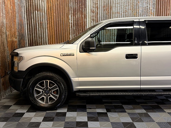 Ford F-150 16 of 30