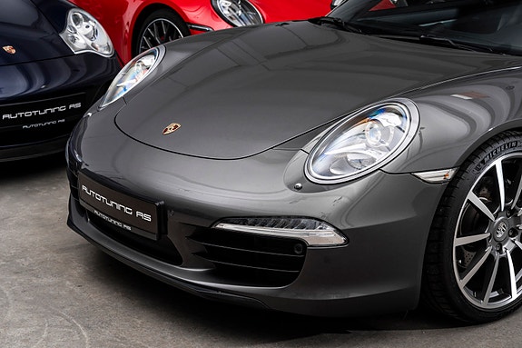 Porsche 911 2 of 30