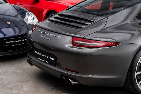 Porsche 911 9 of 30