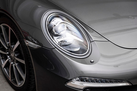 Porsche 911 5 of 30
