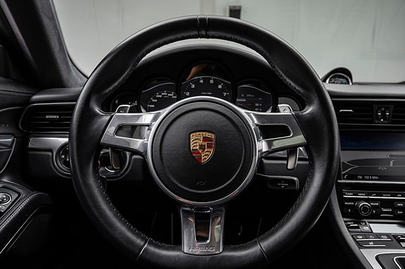 Porsche 911 23 of 30