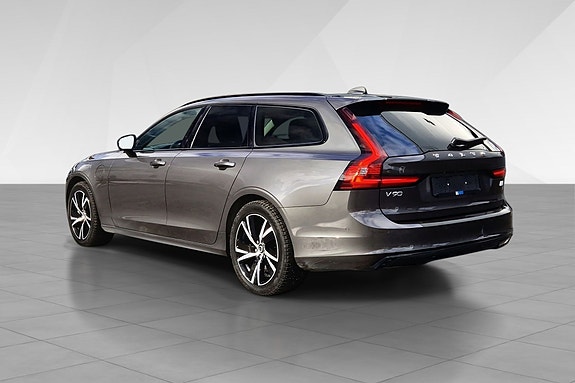 Volvo V90 4 of 18