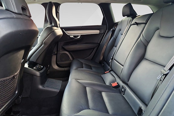 Volvo V90 17 of 18