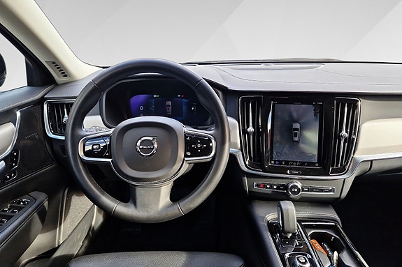 Volvo V90 12 of 18