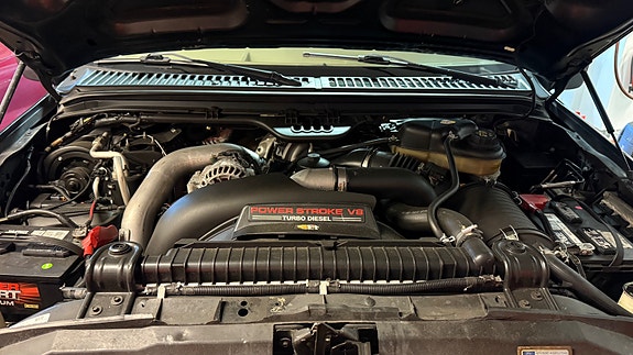 Ford F-250 16 of 27