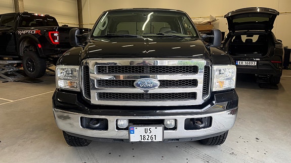Ford F-250 2 of 27