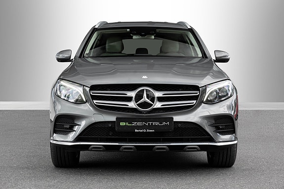 Mercedes-Benz GLC350 e 5 of 30