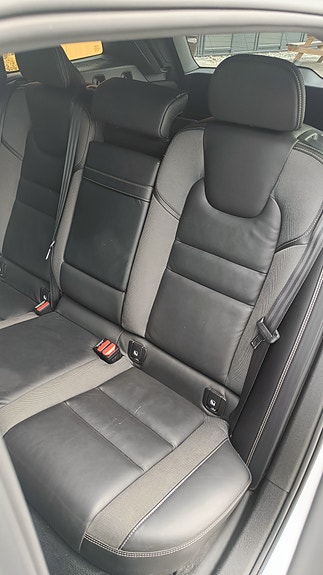 Volvo V60 22 of 24