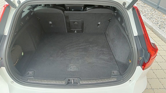 Volvo V60 23 of 24