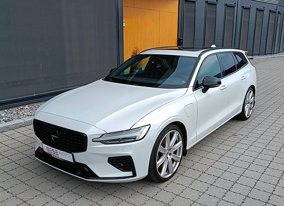 Volvo V60 4 of 24