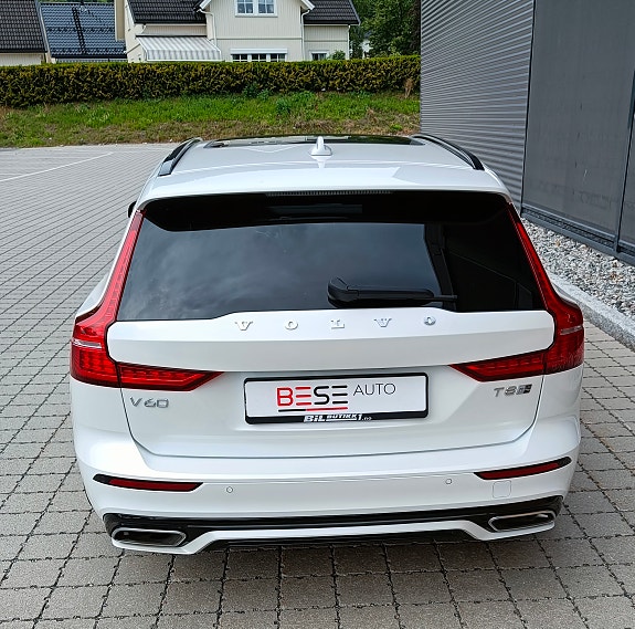 Volvo V60 6 of 24