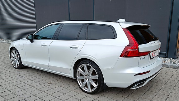 Volvo V60 5 of 24