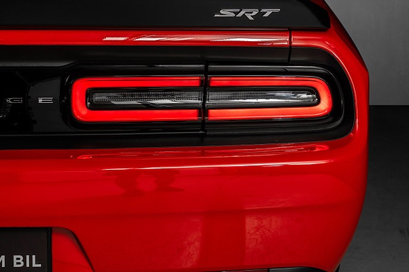 Dodge Challenger 8 of 30