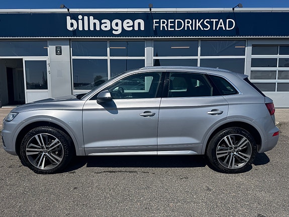 Audi Q5 5 of 22