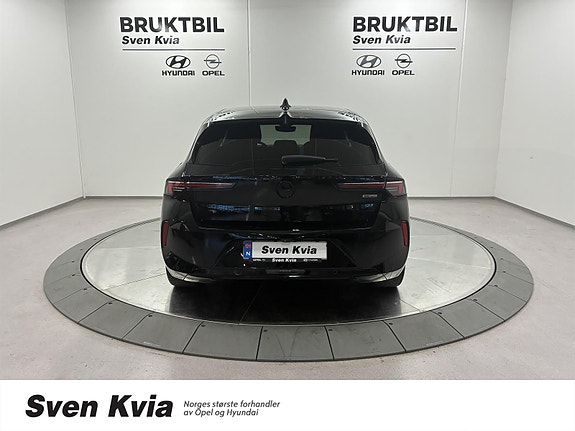 Opel Astra 4 of 29