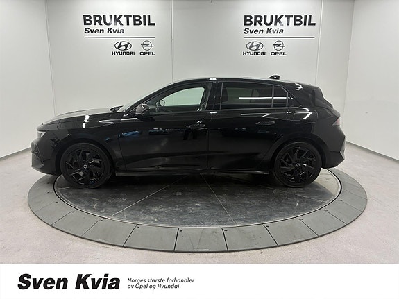 Opel Astra 2 of 29