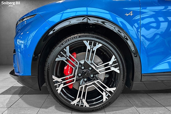 Alpine A390 16 of 30